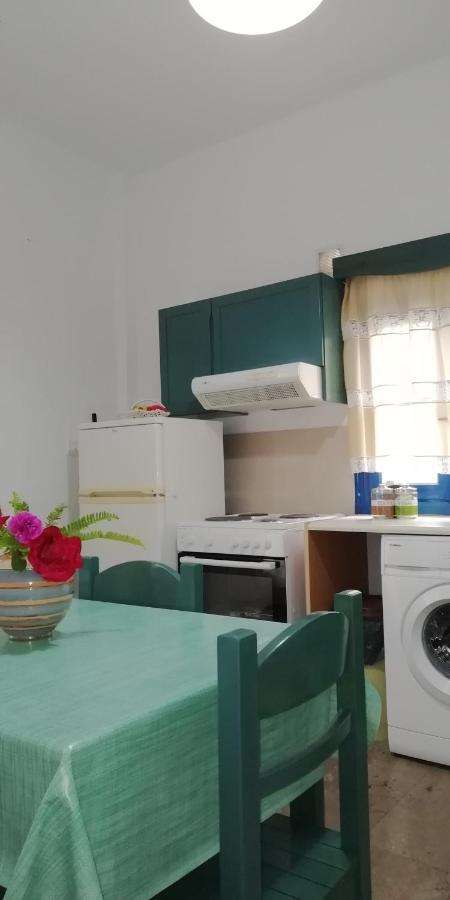 5Bedroom Villa In Perissa Beach Экстерьер фото